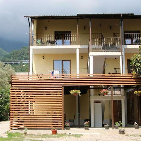 Guest House Letto กากรา ภายนอก รูปภาพ